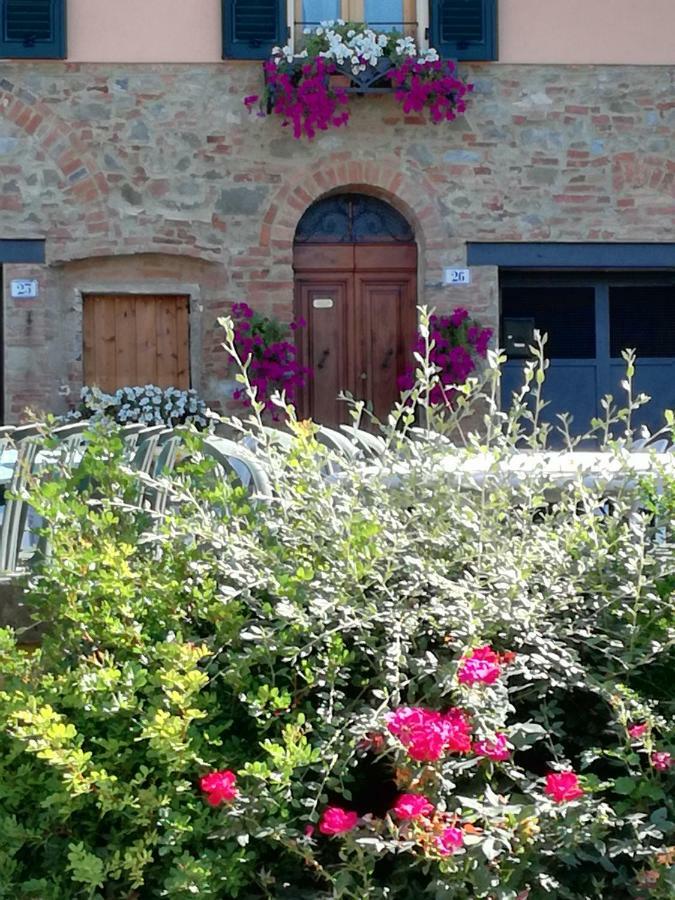 Tuscany Life Terricciola Esterno foto